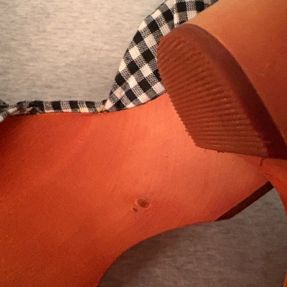 Jeffrey Campbell Pinup Girl Platform Sandals - Picture 10 of 11